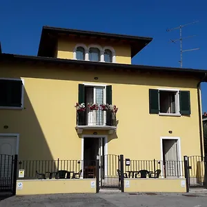 Esmera Apartament